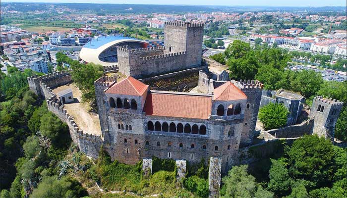 Learn to speak Portuguese in Leiria